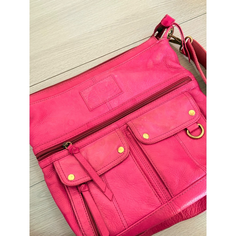 Y2K Fossil Vintage Hot Pink Leather Crossbody Bag Messenger Brass Hardware - Picture 4 of 6